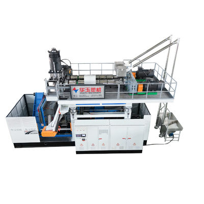 IKVスクリューマックスとIBC吹塑機. 製品重量30kgマックス. 製品サイズ 1200mm x 1000mm x 1200mm